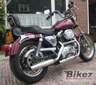 1989 Harley-Davidson XLH Sportster 883 De Luxe photo